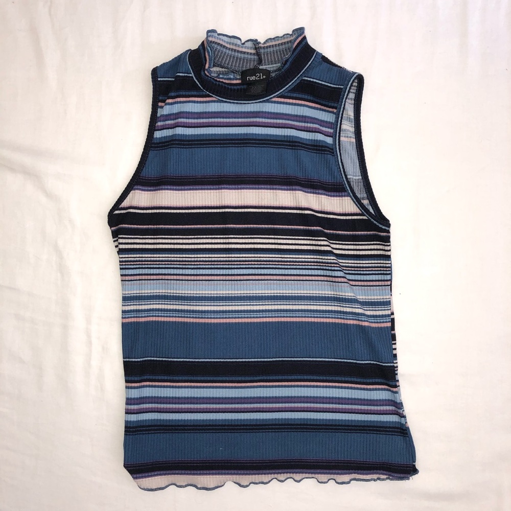Sleeveless Turtle Neck Top
